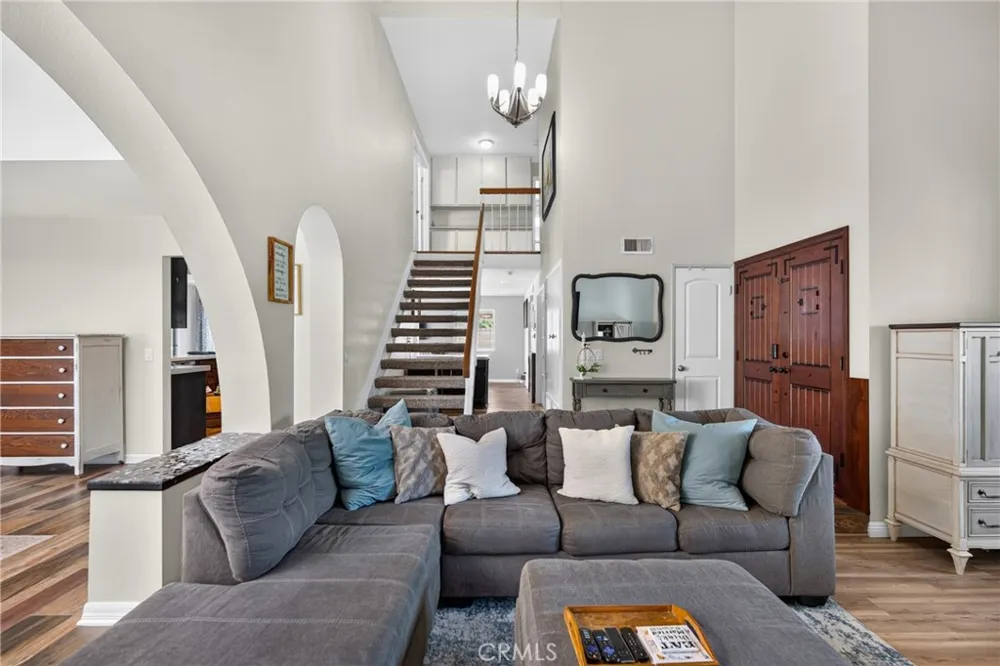2943 Shirley Drive Newbury Park, CA 91320