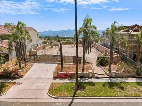 3873 Lilac Canyon Ln