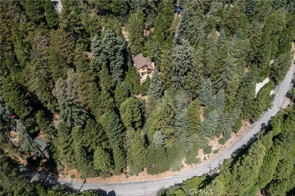 26637 Lake Forest Drive Twin Peaks, CA 92391