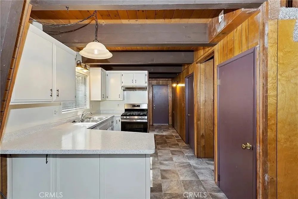 1625 Virginia Wrightwood, CA 92379