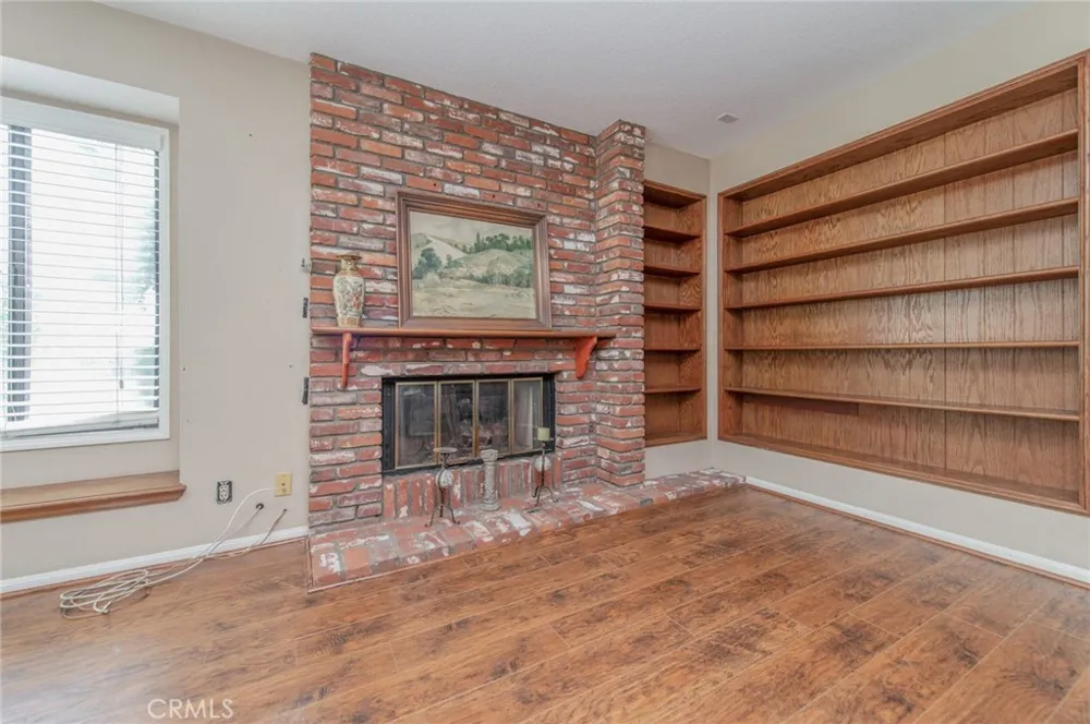 6087 Vineyard Rancho Cucamonga, CA 91701