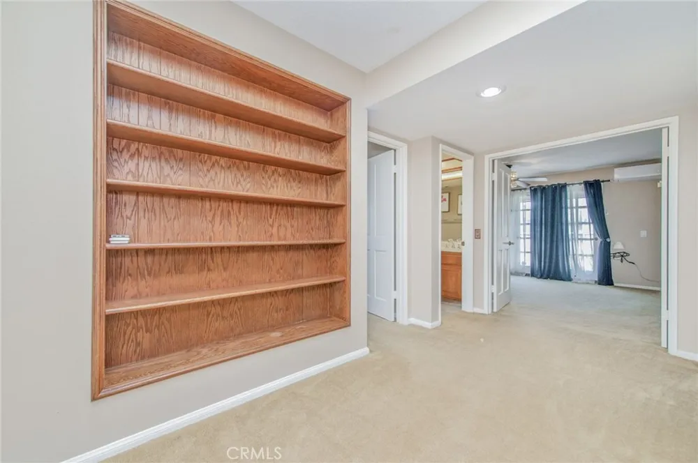 6087 Vineyard Rancho Cucamonga, CA 91701