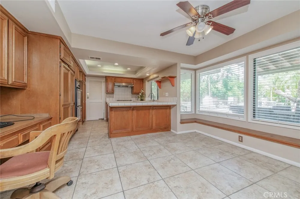 6087 Vineyard Rancho Cucamonga, CA 91701