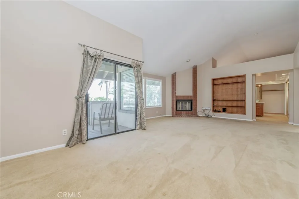 6087 Vineyard Rancho Cucamonga, CA 91701