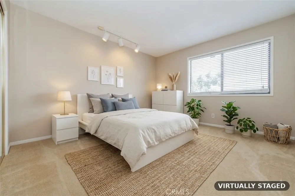 6087 Vineyard Rancho Cucamonga, CA 91701