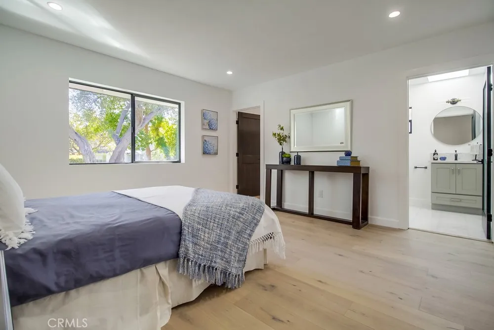 37 Hidden Valley Road Rolling Hills Estates, CA 90274