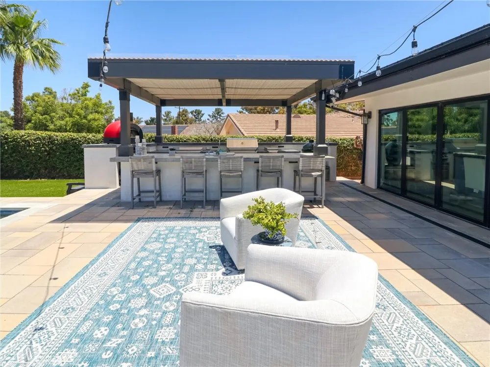 37 Hidden Valley Road Rolling Hills Estates, CA 90274