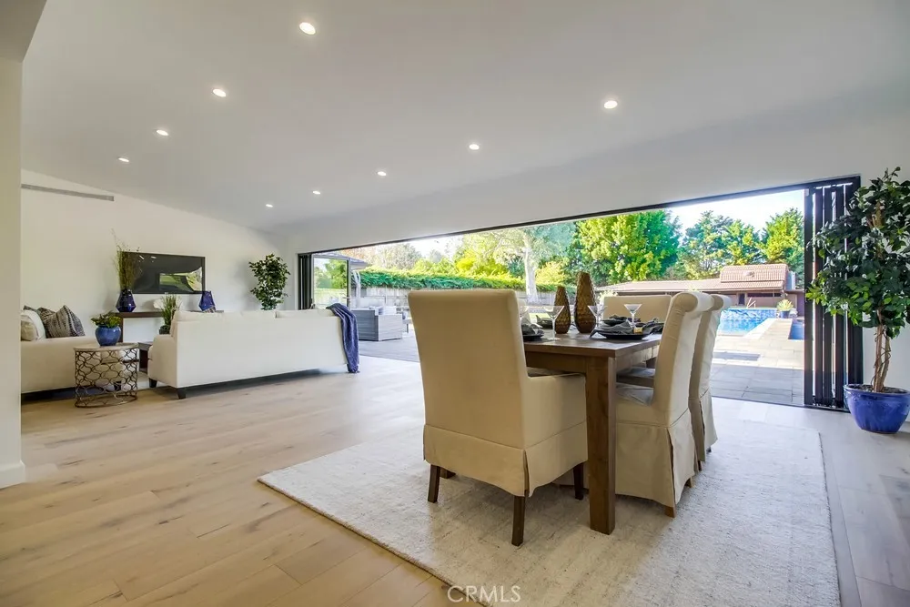 37 Hidden Valley Road Rolling Hills Estates, CA 90274