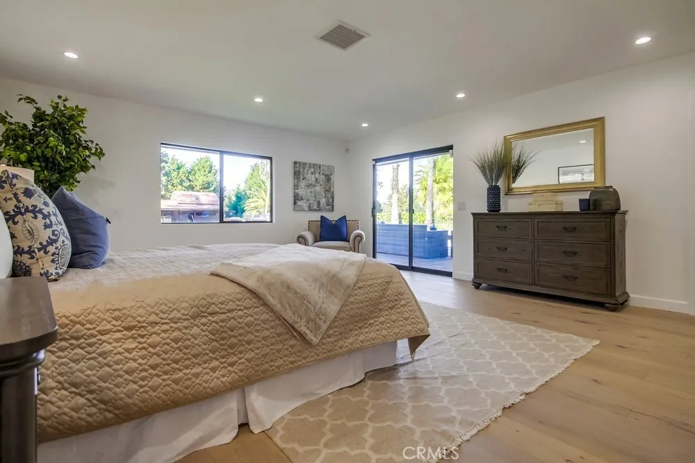 37 Hidden Valley Road Rolling Hills Estates, CA 90274
