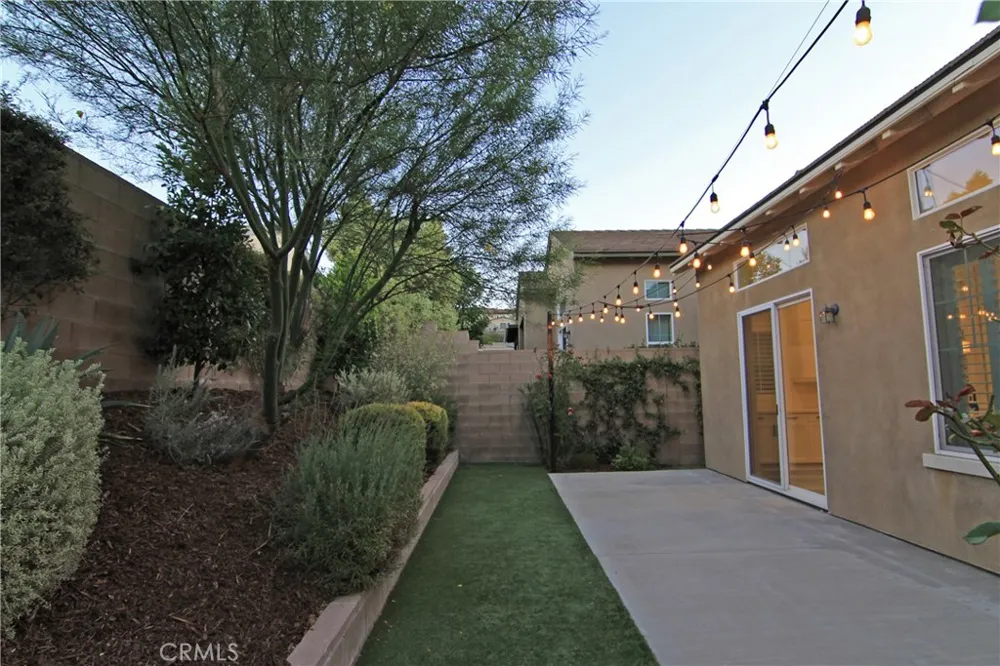 25110 Citron Lane Canyon Country, CA 91387