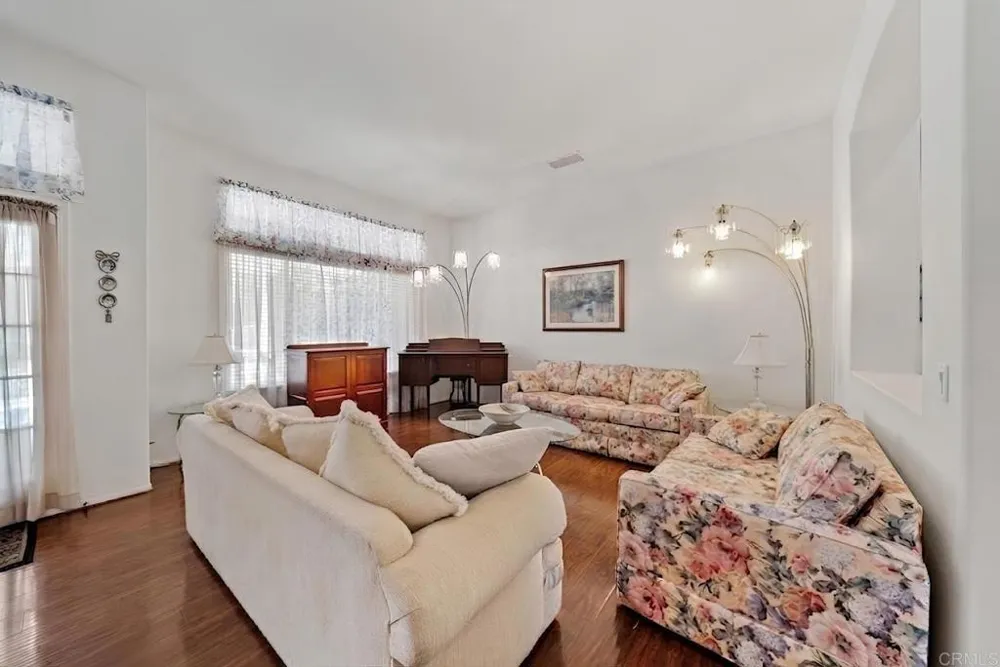 1999 Pecan Tree Street Hemet, CA 92545
