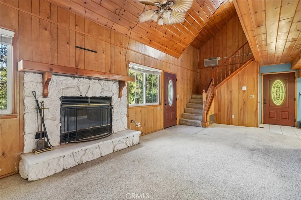 23840 Zuger Drive Crestline, CA 92325
