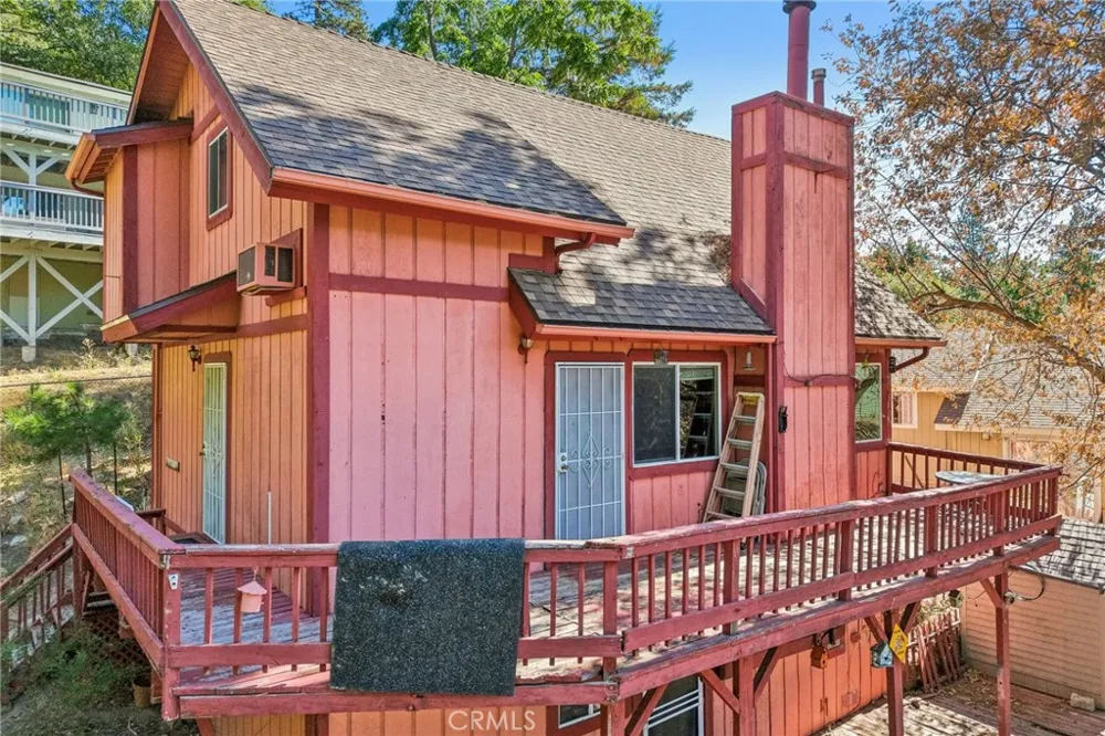 23840 Zuger Drive Crestline, CA 92325