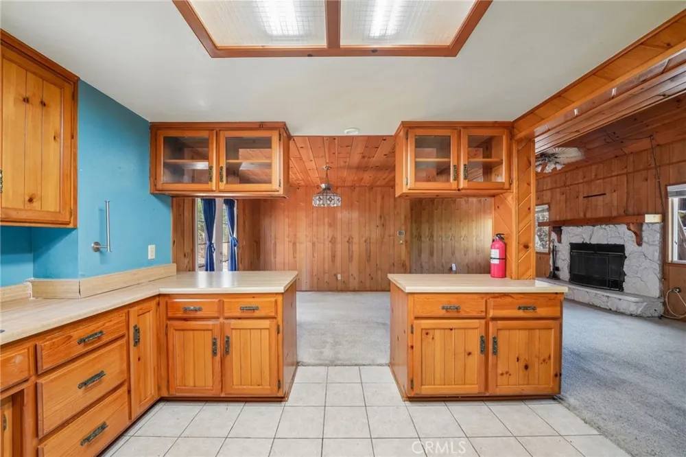 23840 Zuger Drive Crestline, CA 92325