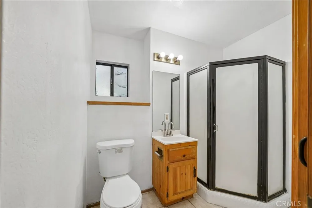 23840 Zuger Drive Crestline, CA 92325