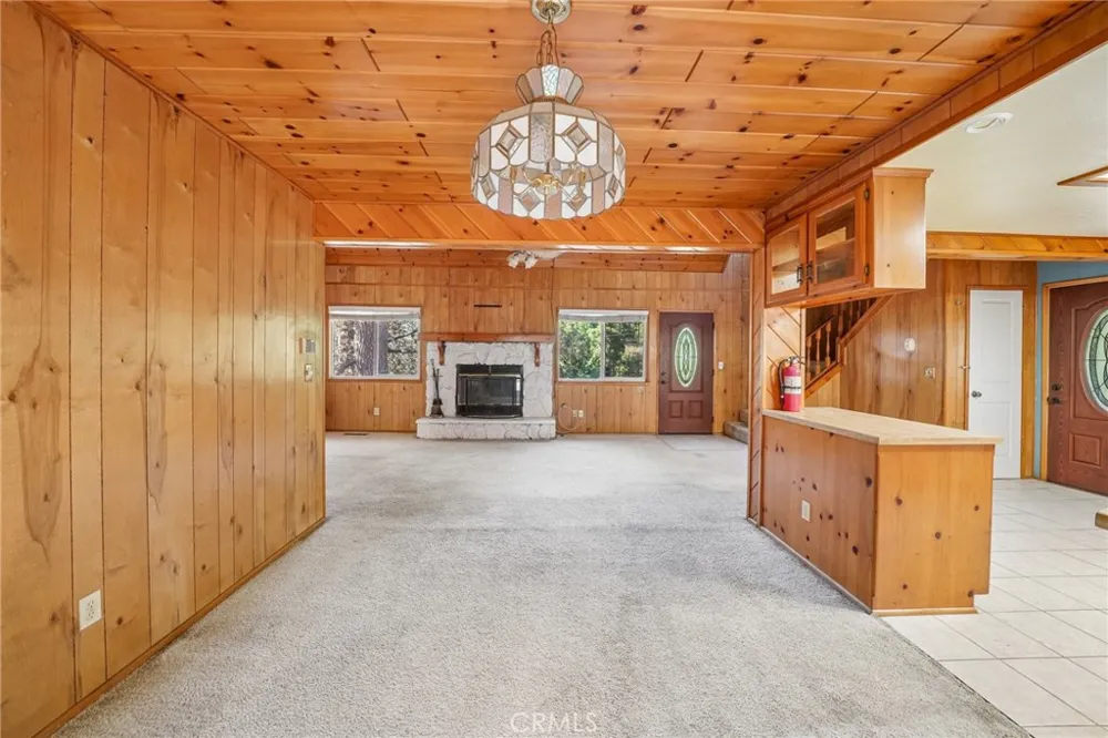 23840 Zuger Drive Crestline, CA 92325