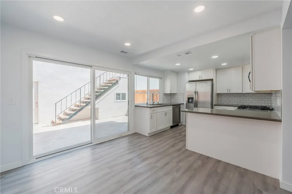 10062 Ellis Fountain Valley, CA 92708
