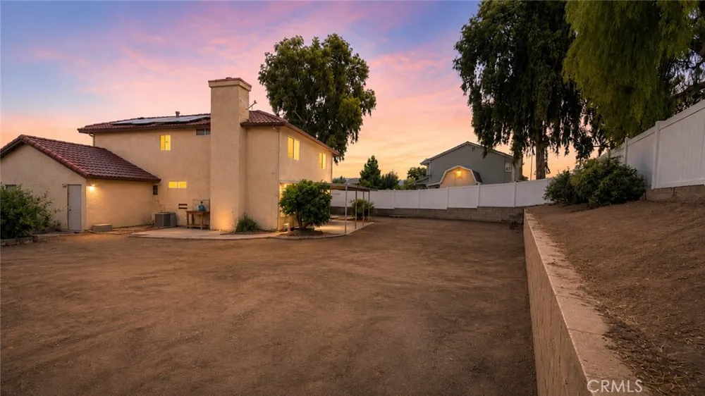 42021 Bancroft Hemet, CA 92544