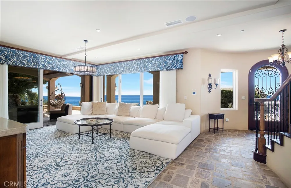 840 Canyon View Drive Laguna Beach, CA 92651