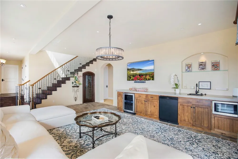 840 Canyon View Drive Laguna Beach, CA 92651
