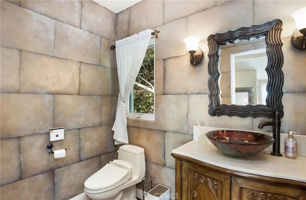 840 Canyon View Drive Laguna Beach, CA 92651