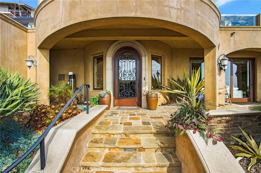 840 Canyon View Drive Laguna Beach, CA 92651