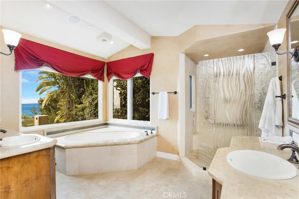 840 Canyon View Drive Laguna Beach, CA 92651