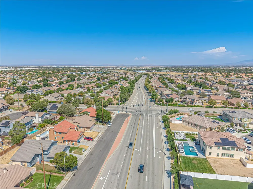 2041 Cork Oak Street Palmdale, CA 93551