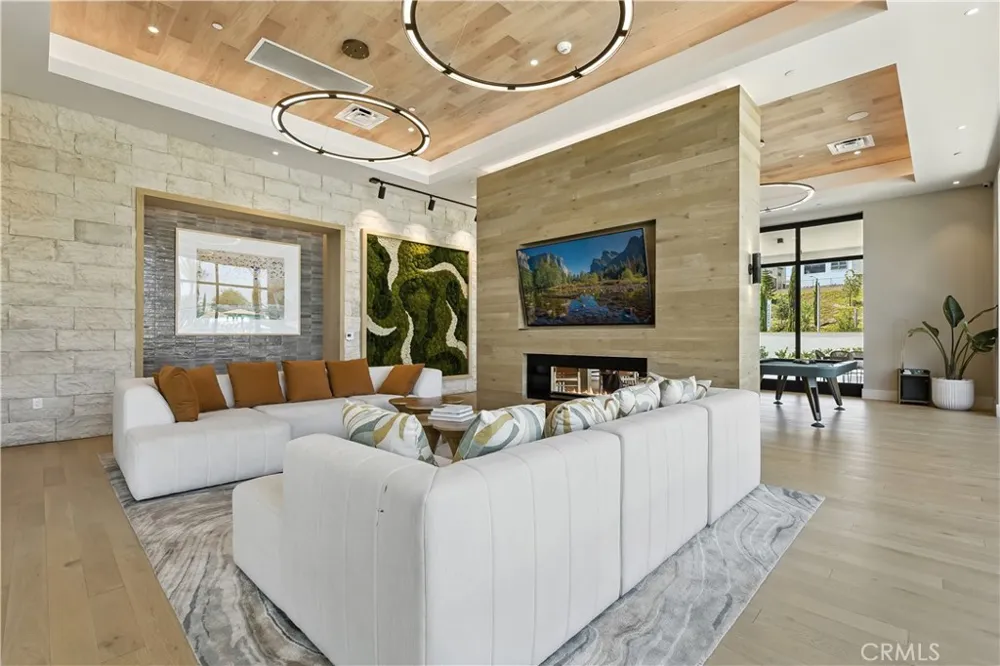 365 Mariposa Way Montebello, CA 90640