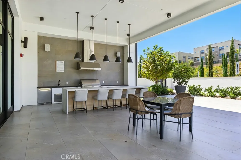 365 Mariposa Way Montebello, CA 90640
