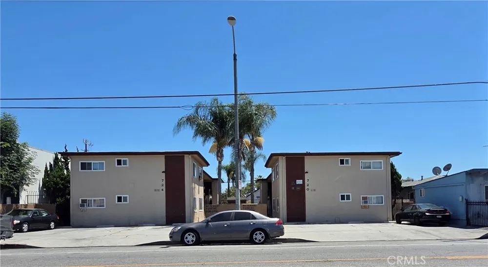 724 Wilmington Wilmington, CA 90744