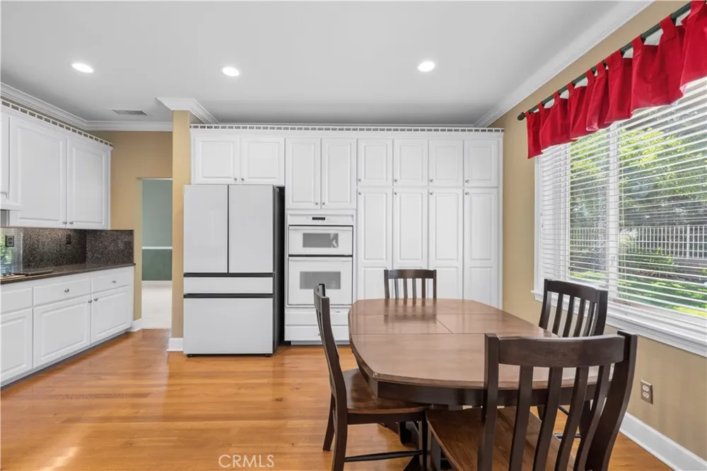 21658 Canyon Heights Circle Saugus, CA 91390