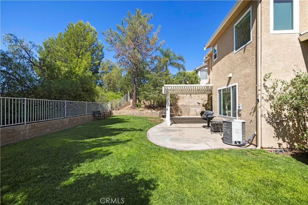 21658 Canyon Heights Circle Saugus, CA 91390