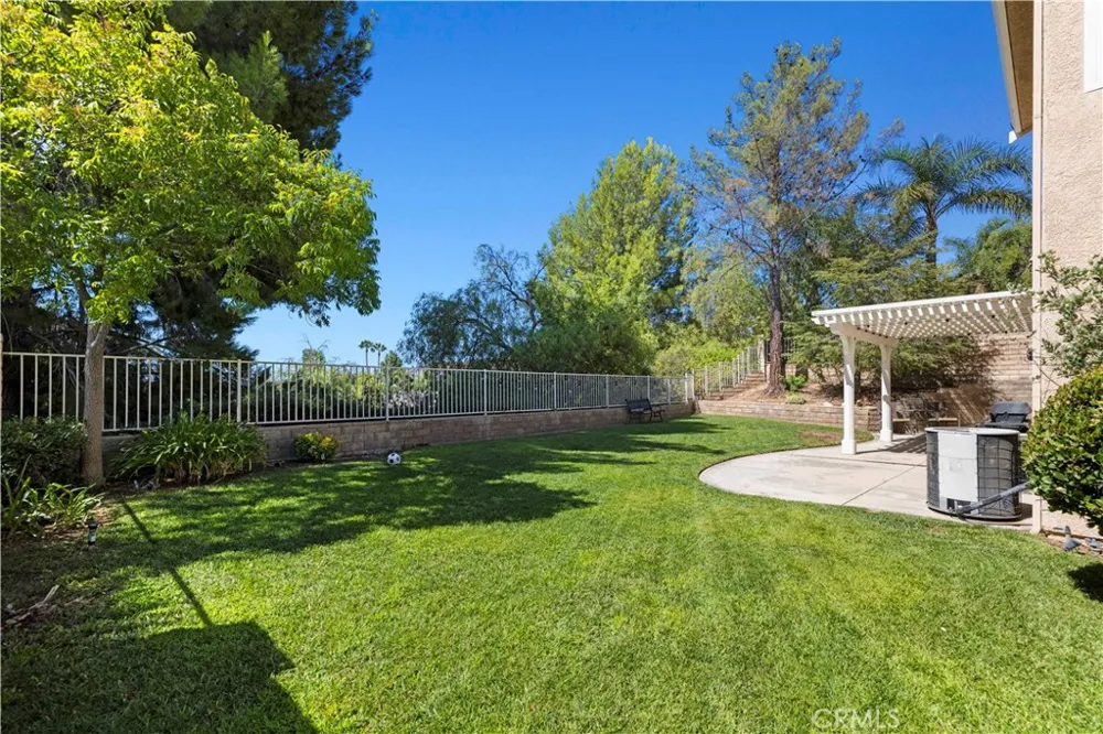 21658 Canyon Heights Circle Saugus, CA 91390