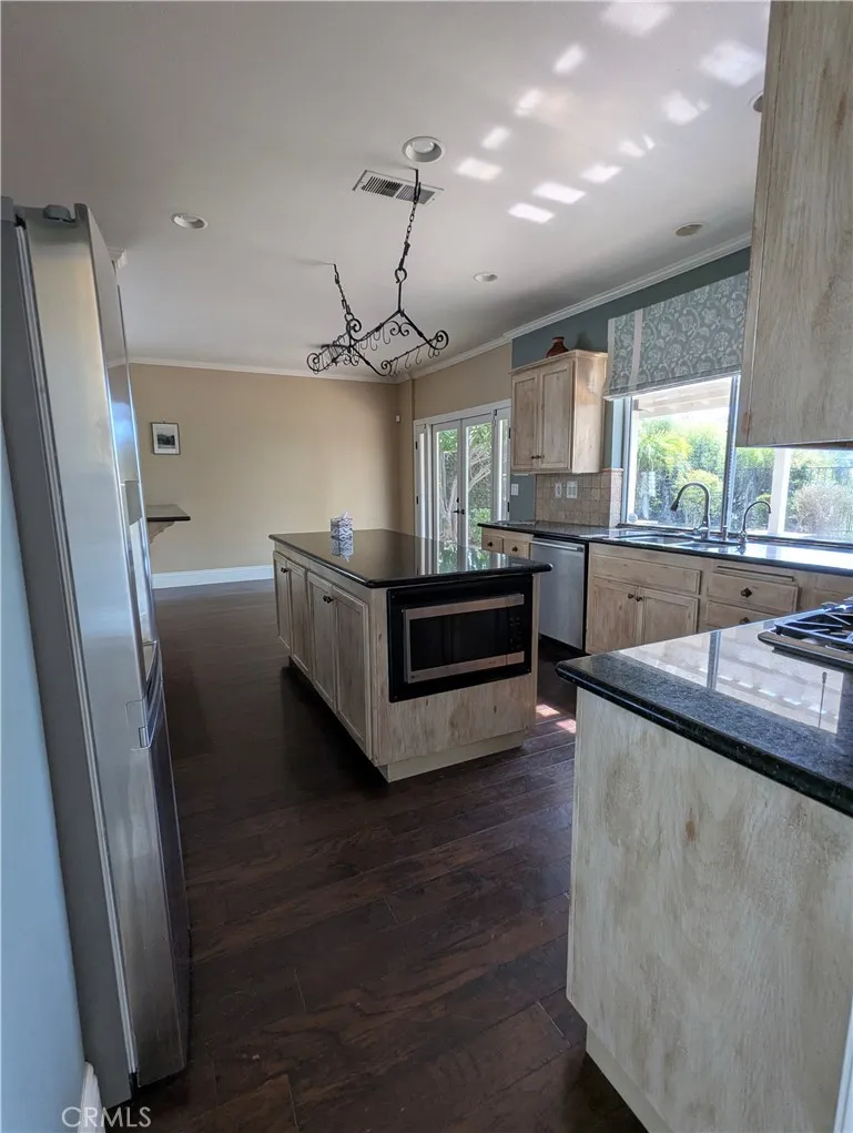 2300 Rutland Place Thousand Oaks, CA 91362