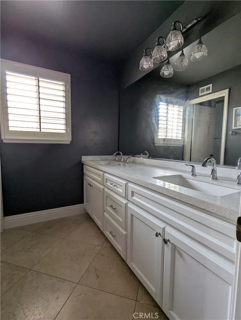 2300 Rutland Place Thousand Oaks, CA 91362