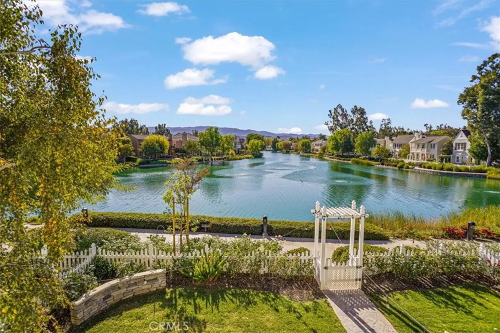 23930 Windward Lane Valencia, CA 91355