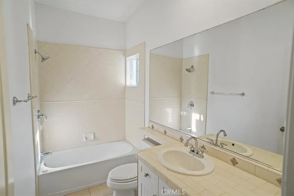 23930 Windward Lane Valencia, CA 91355