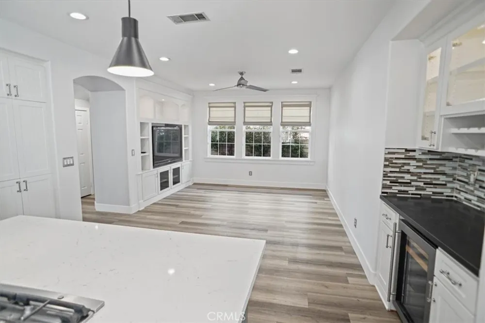 23930 Windward Lane Valencia, CA 91355