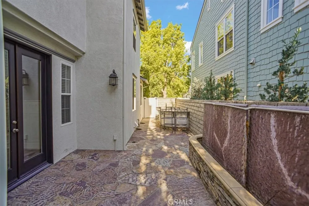 23930 Windward Lane Valencia, CA 91355
