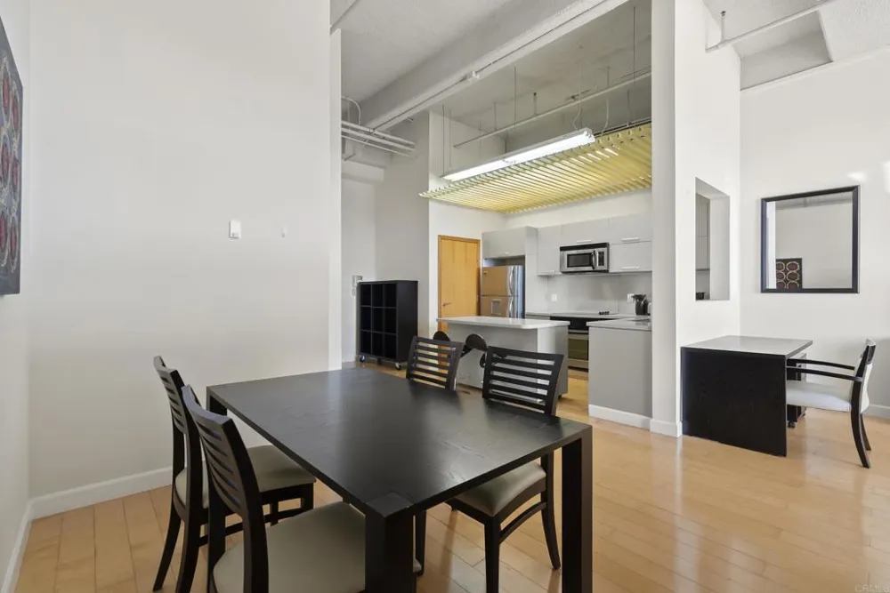 550 Seagaze Drive #7 Oceanside, CA 92054