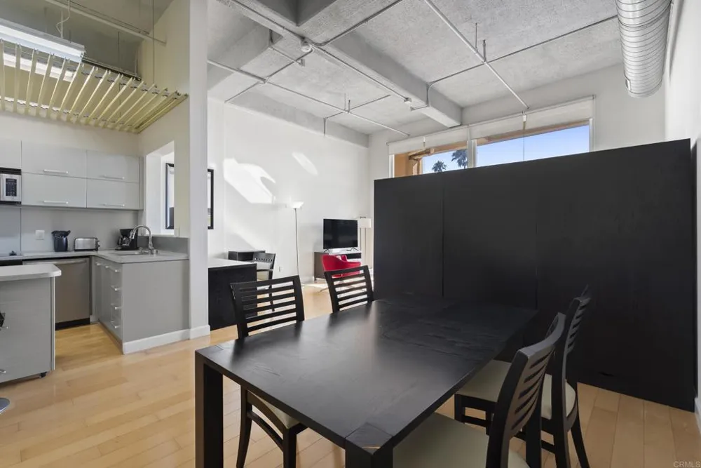 550 Seagaze Drive #7 Oceanside, CA 92054