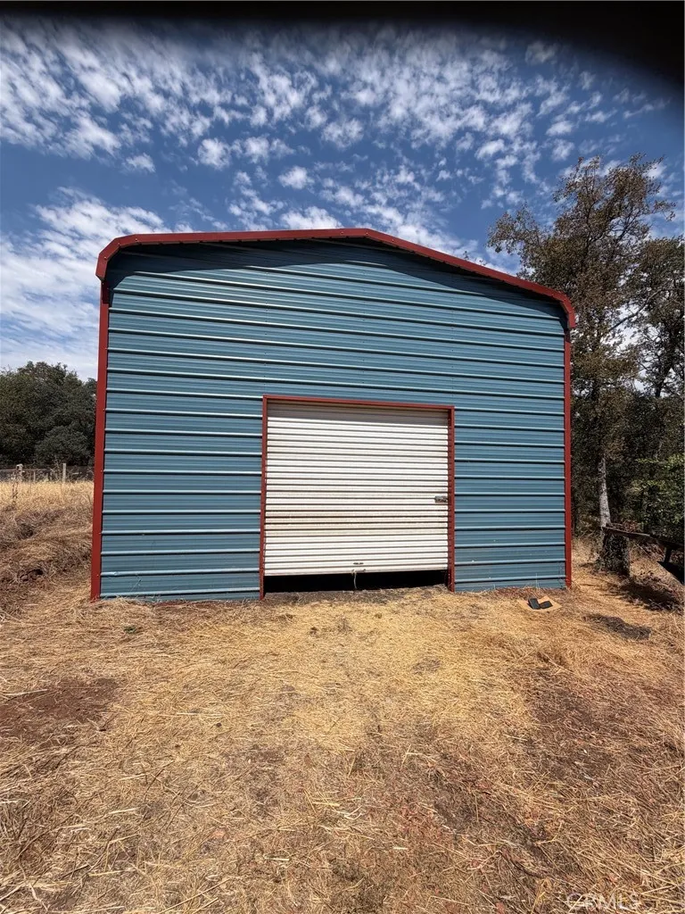 2771 Pinecrest Oroville, CA 95966