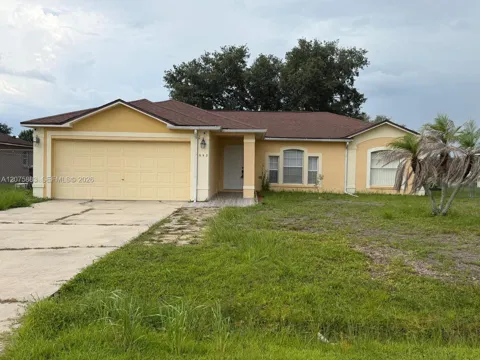 653 Bluebill Ct