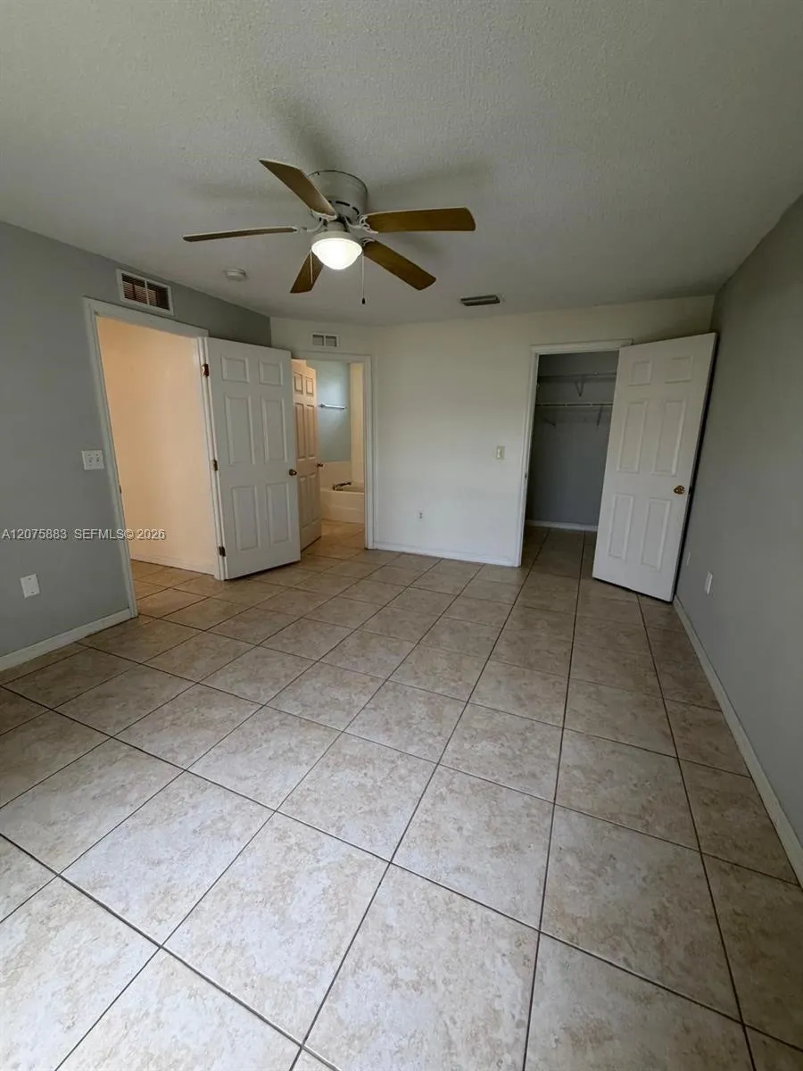 653 Bluebill Ct Poinciana, FL 34759