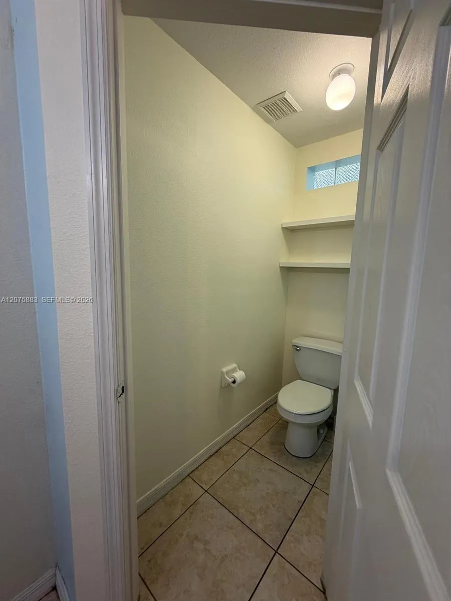 653 Bluebill Ct Poinciana, FL 34759