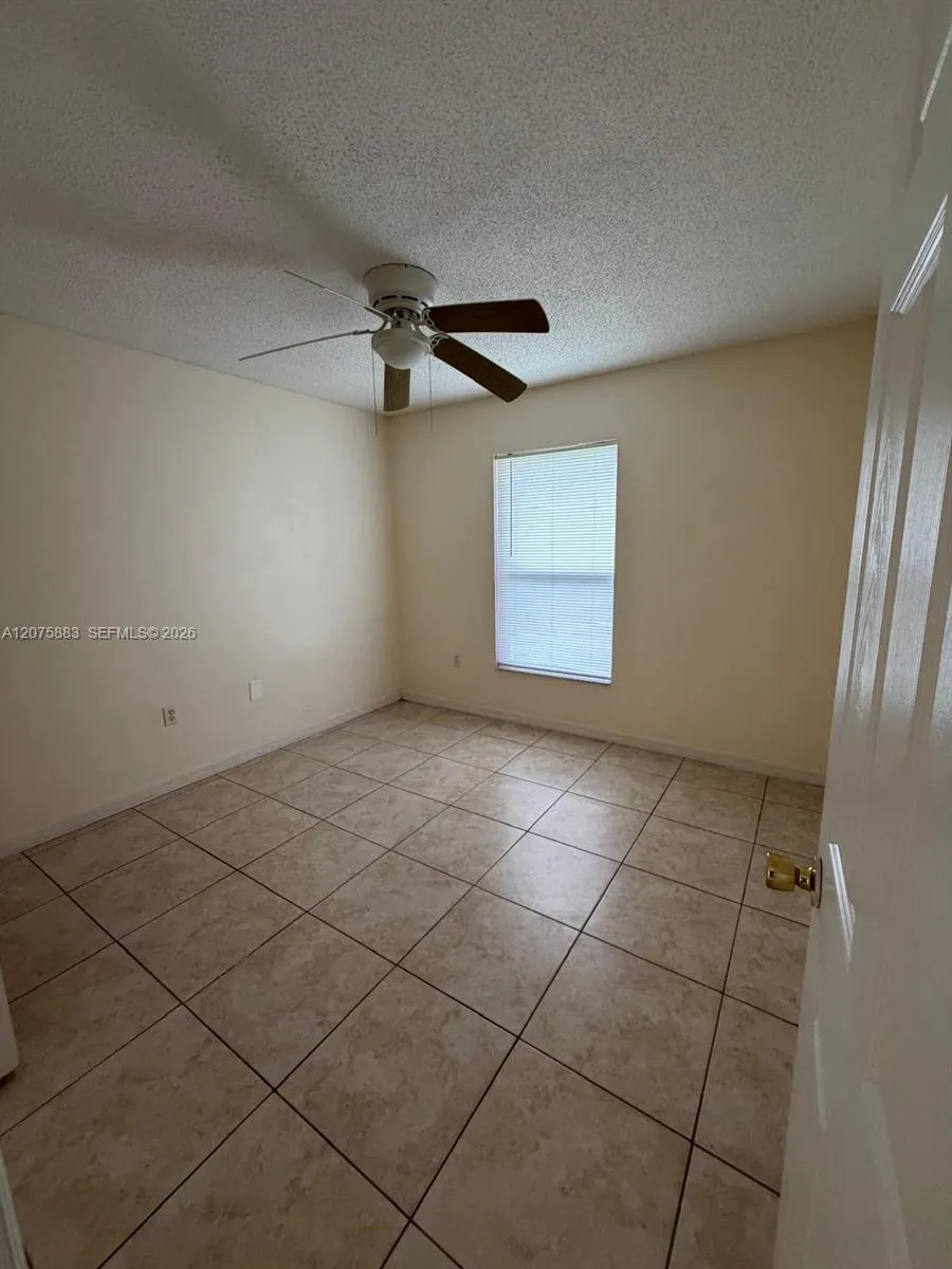 653 Bluebill Ct Poinciana, FL 34759