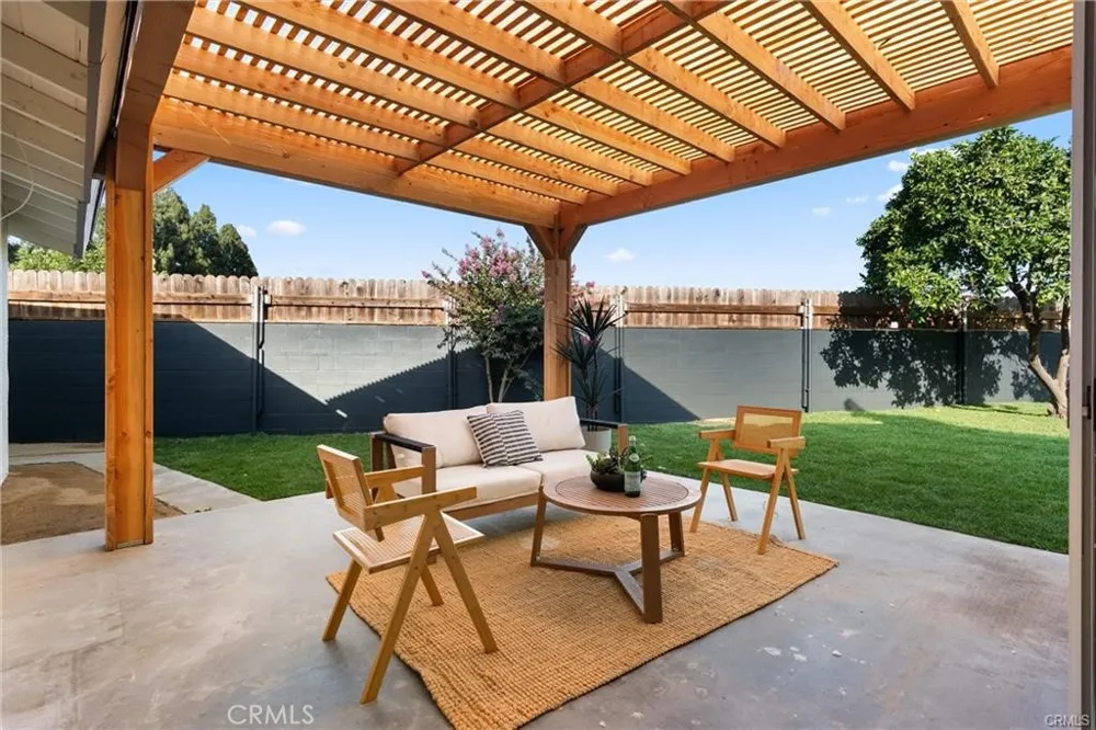 2101 Hathaway Santa Ana, CA 92705