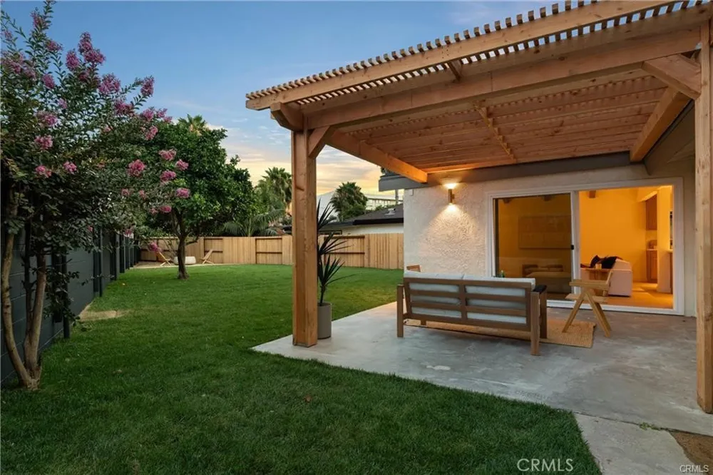 2101 Hathaway Santa Ana, CA 92705