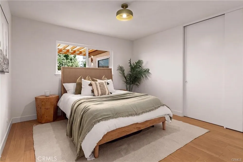 2101 Hathaway Santa Ana, CA 92705